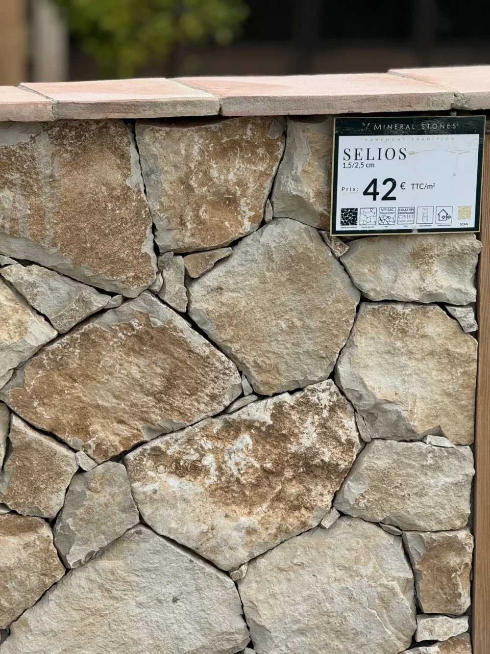 pierre de parement mur en pierre naturelle www.mineralstones.fr Nice Cannes Antibes Cagnes-sur-Mer