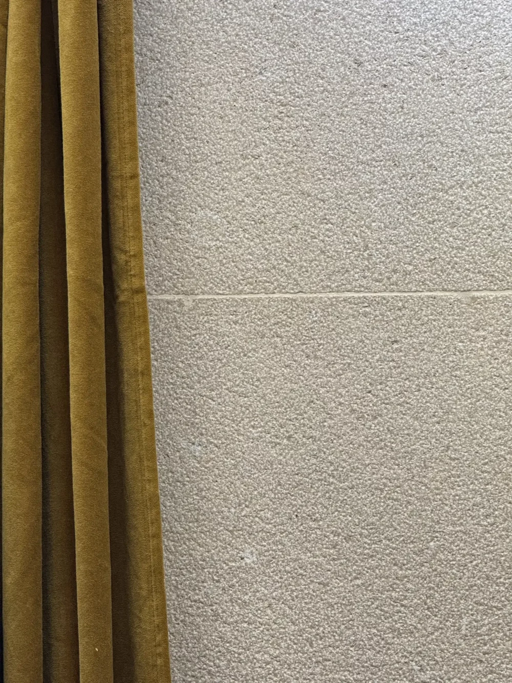 dallage en pierre siana beige rustique 90x60x1,5cm Nice Cannes Antibes Cagnes-sur-Mer Villeneuve-Loubet