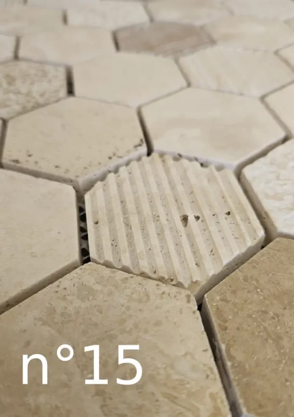 Carreaux Muraux Mosaïque Hexagone – Verre Et Pierre Naturelle, Tons Crème Et Noisette, Pour Salle De Bain