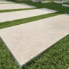 Pas Japonais en pierre Siana beige 100 x 33 x 3 brossée www.mineralstones.fr Cannes Antibes Cagnes-sur-Mer