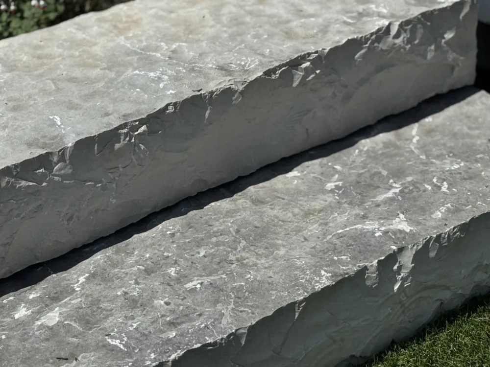 marche escalier bloc de marche www.mineralstones.fr Nice Cannes Antibes Cagnes-sur-Mer Nice Alpes-Maritimes 06