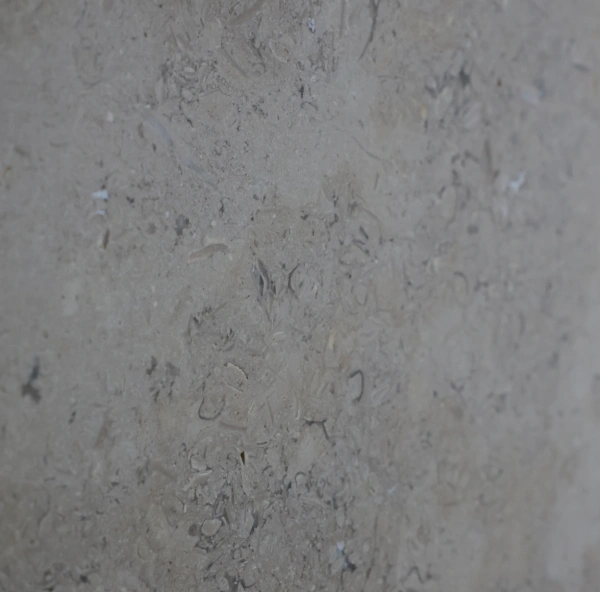 siana beige sablée dallage en pierre margelle en pierre couvertine en pierre www.mineralstones.fr Cannes Antibes Cagnes-sur-Mer Alpes-Maritimes