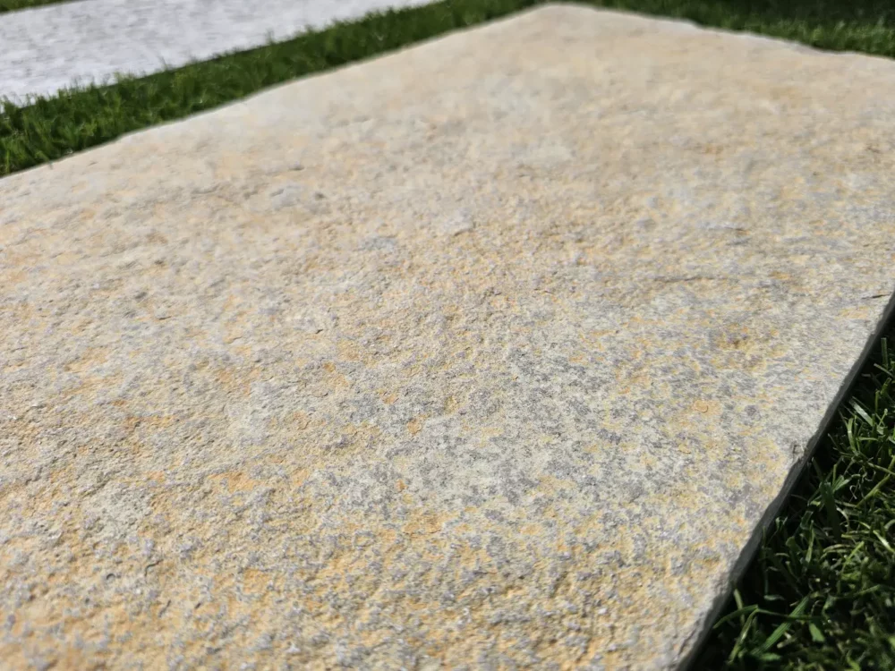 Pas Japonais Mandi Beige 61 x 33 x 3 chemin de jardin aménagement extérieur Nice Cannes Antibes www.mineralstones.fr