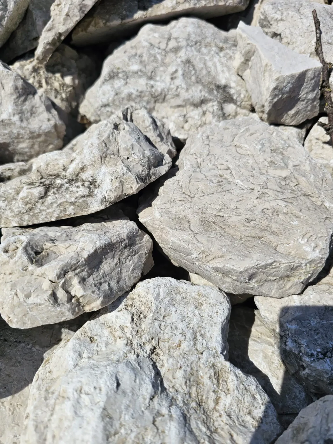 destockage pierre de parement lot n°2 parement en pierre www.mineralstones.fr Biot Alpes-Maritimes Antibes Cannes